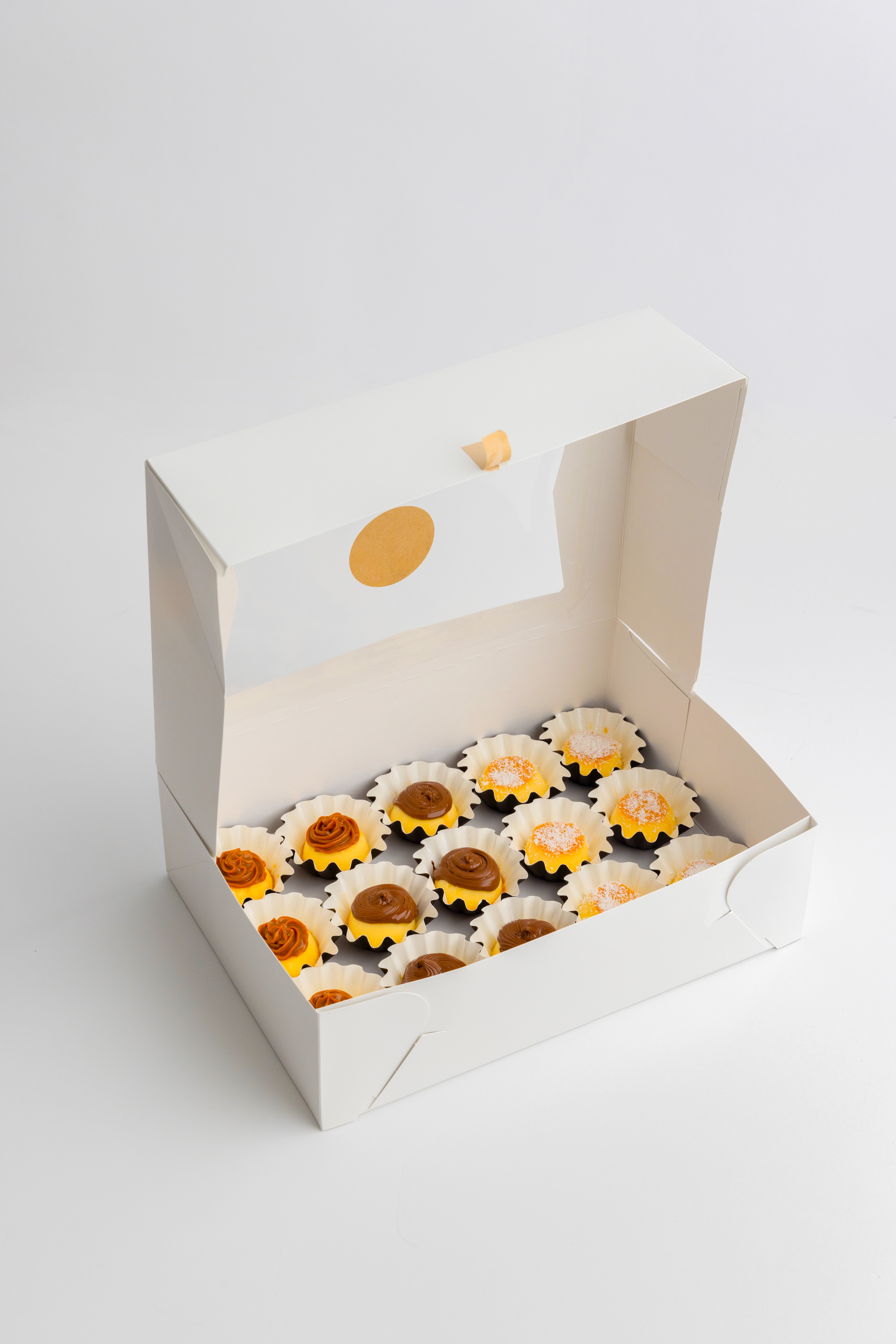 16 Mini Flans